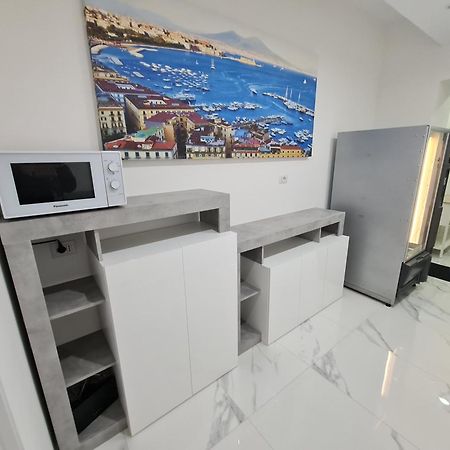 Lumacors House Bed and Breakfast Νάπολη Εξωτερικό φωτογραφία
