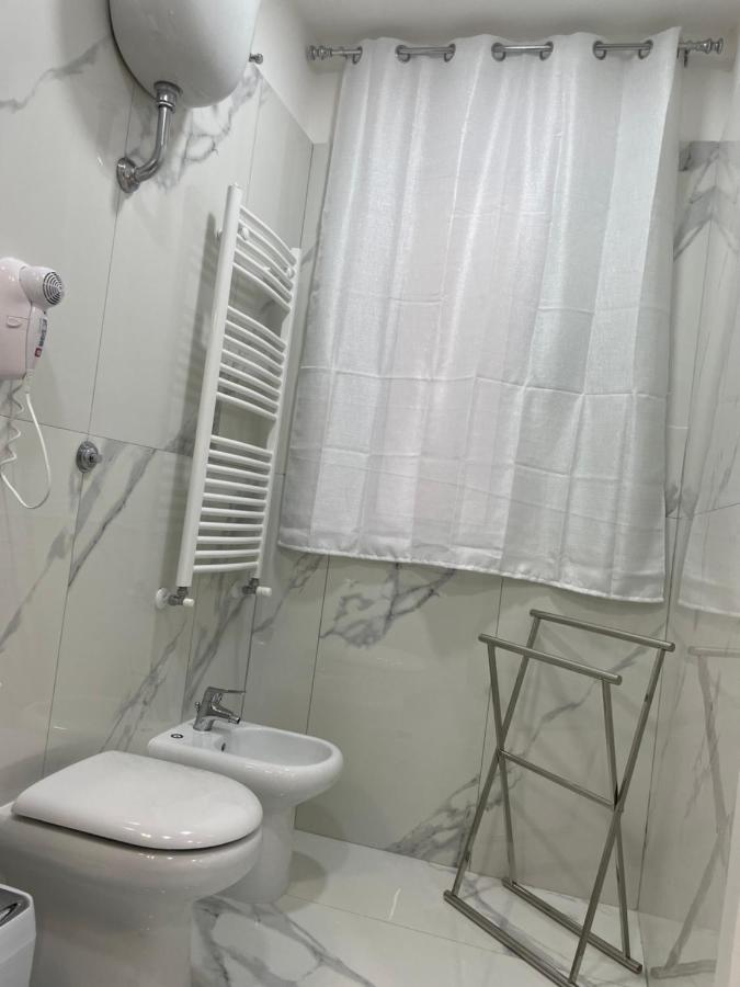 Lumacors House Bed and Breakfast Νάπολη Εξωτερικό φωτογραφία