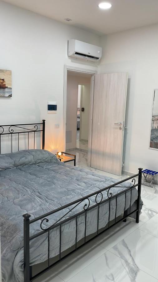 Lumacors House Bed and Breakfast Νάπολη Εξωτερικό φωτογραφία
