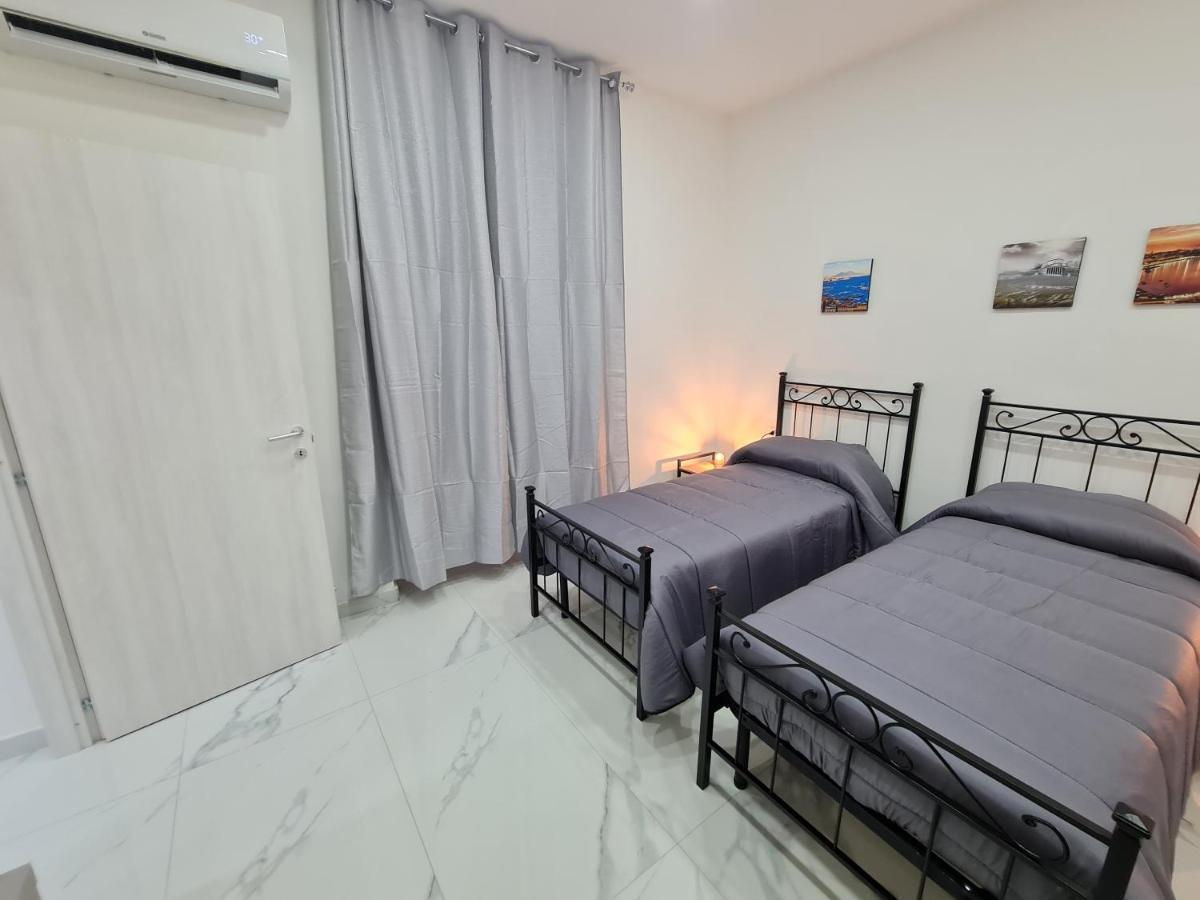 Lumacors House Bed and Breakfast Νάπολη Εξωτερικό φωτογραφία