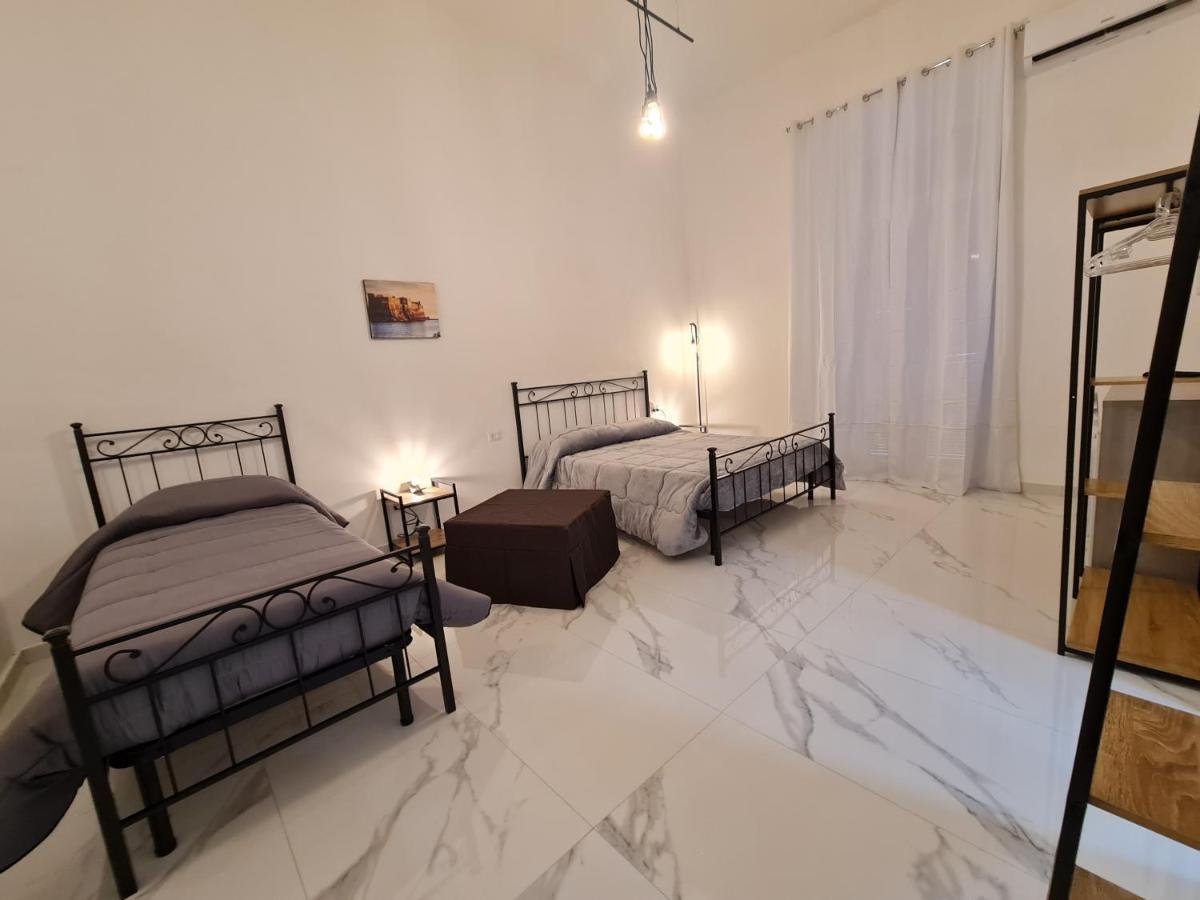Lumacors House Bed and Breakfast Νάπολη Εξωτερικό φωτογραφία